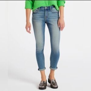 NWT | Vigoss | Thompson MidRise Tomboy Roll Cuff Women's Jeans | 28 | Indigo